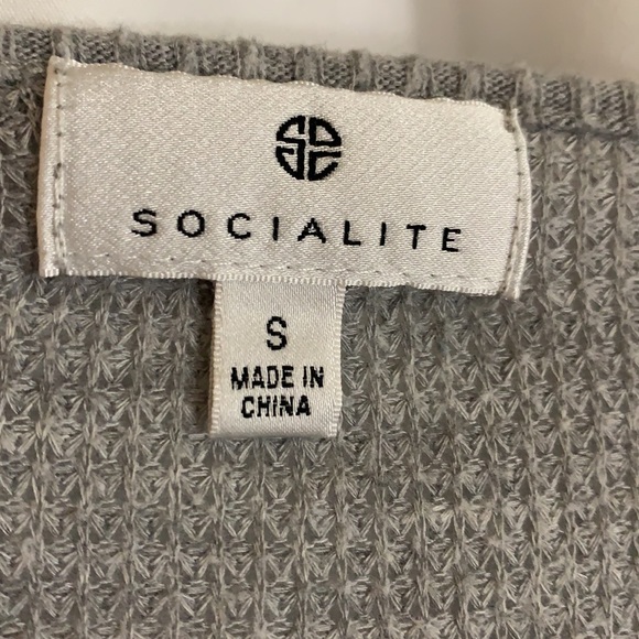 Gray sweater shirt - Picture 3 of 4